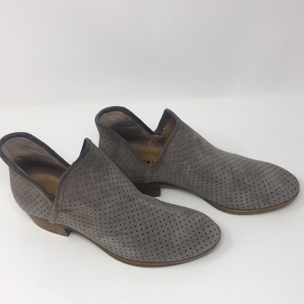 Lucky Brand gray size 8.5 suede booties